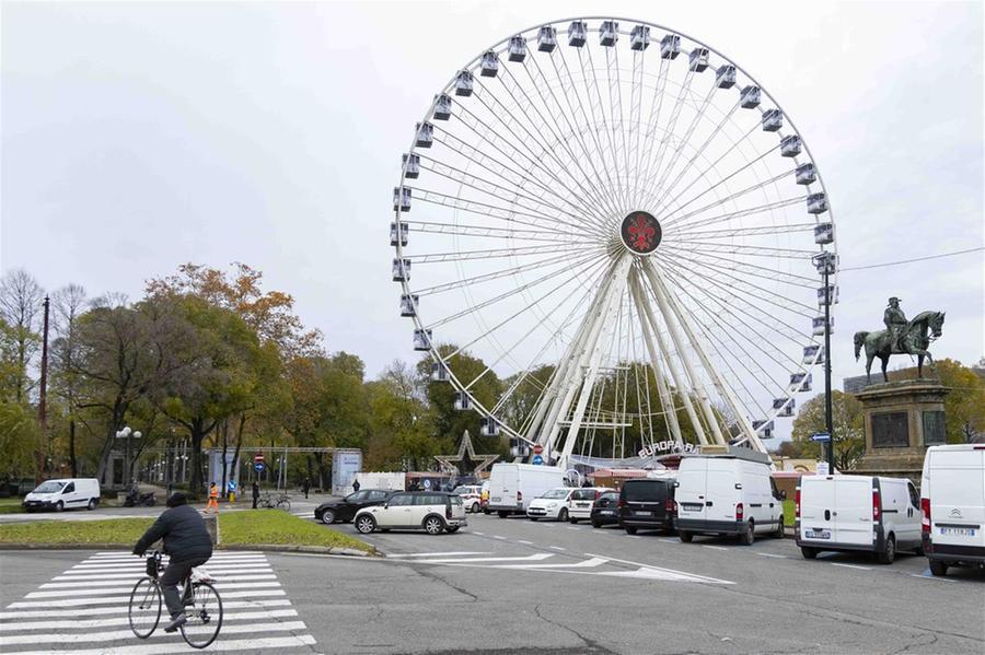 
	La ruota panoramica alle Cascine

