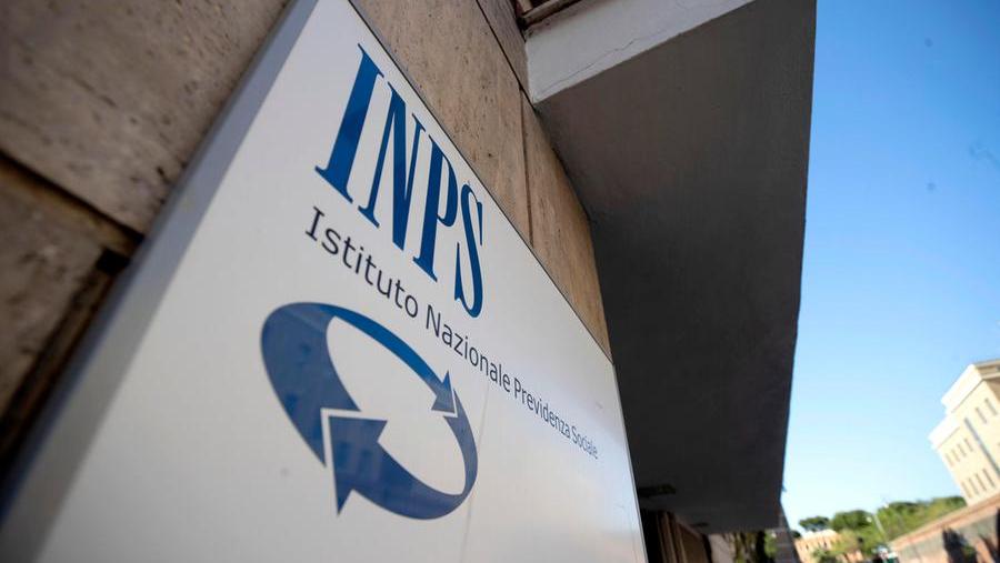 Taglio meno pesante sulle pensioni, ma solo per il personale sanitario