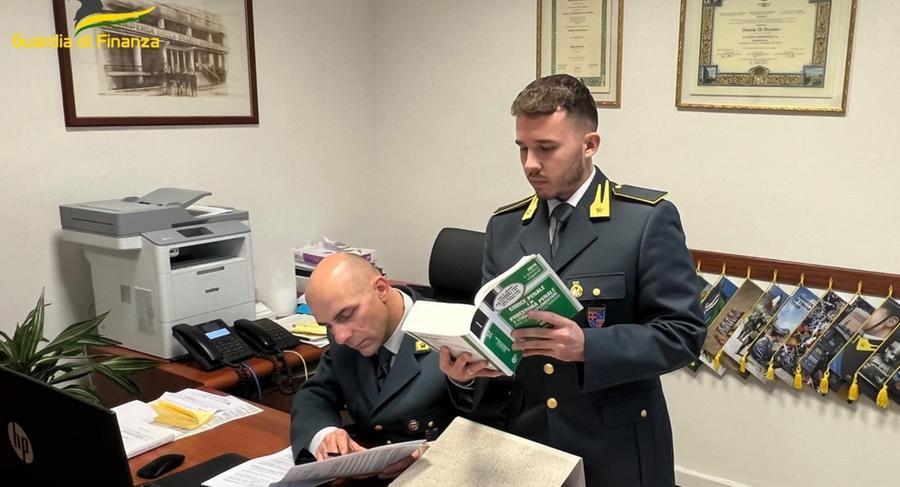 In 500 truffati con falsi finanziamenti: fermata un’associazione a delinquere con base a Ravenna e ramificazioni in Sardegna