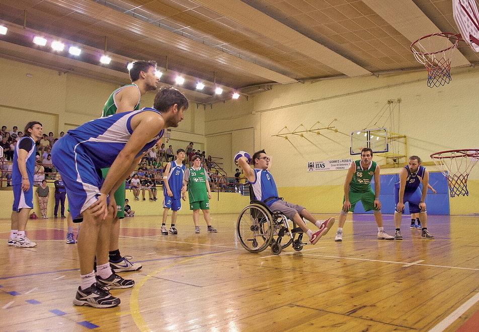 L’inclusività ora va a canestro Al PalaTenda arriva il “baskin”
