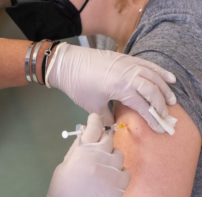 Vaccino anti-Covid, ecco gli open day a Modena per adulti e bambini senza patologie