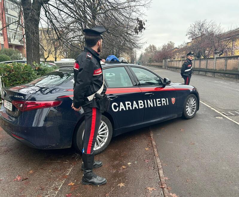 Reggio Emilia, accoltella il cugino perchè non vuole pagare il mocio
