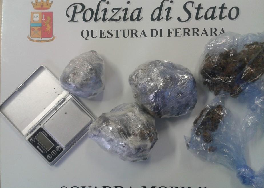Nel giardino aveva 300 grammi di ‘fumo’