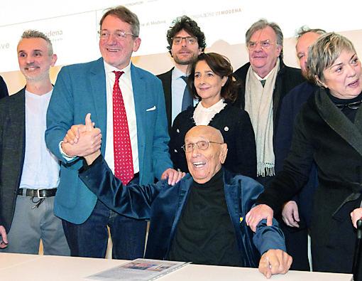 Modena, Franco Fontana è una star