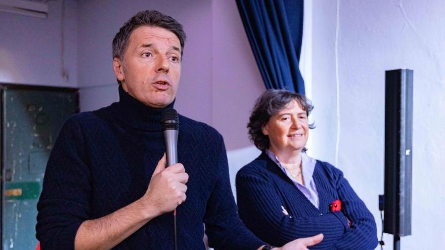 Comunali a Firenze, Renzi propone le primarie al Pd: «Pronti a sostenere chi le vince»