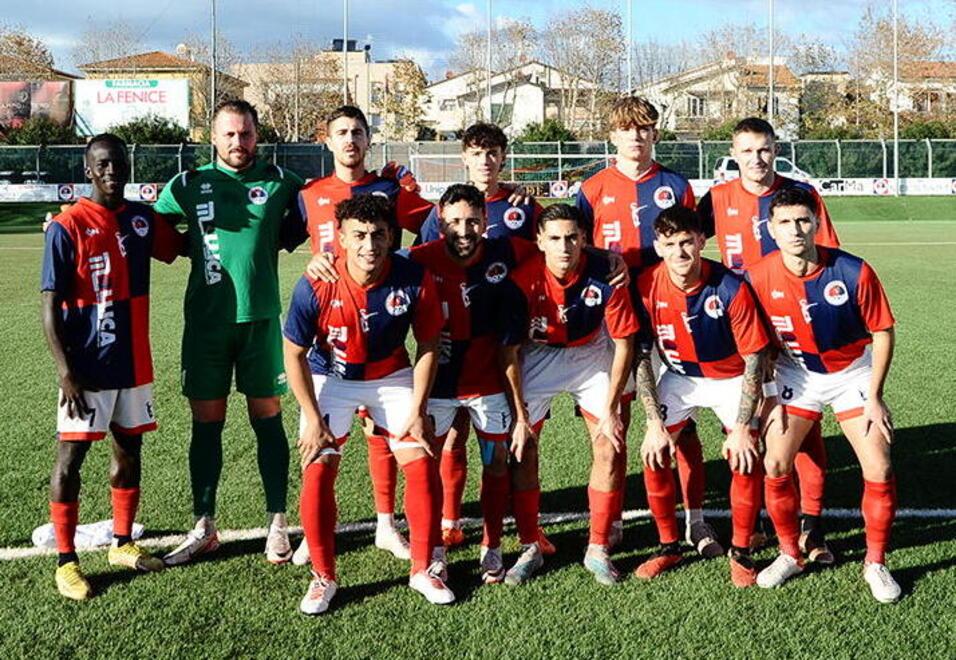La prima squadra dello Sporting Cecina (foto Michele Falorni/Silvi)