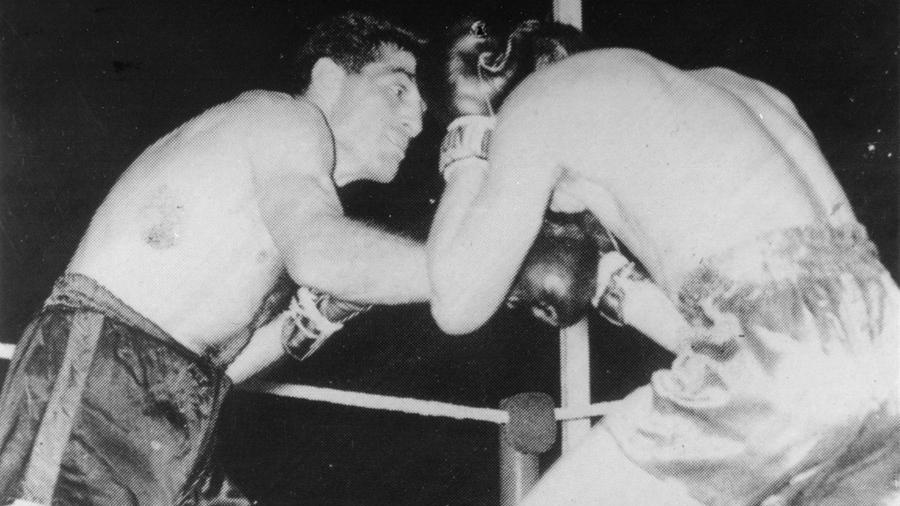 Fortunato Manca (1934-2008), detto il Toro di Monserrato, fu campione europeo dei pesi welter