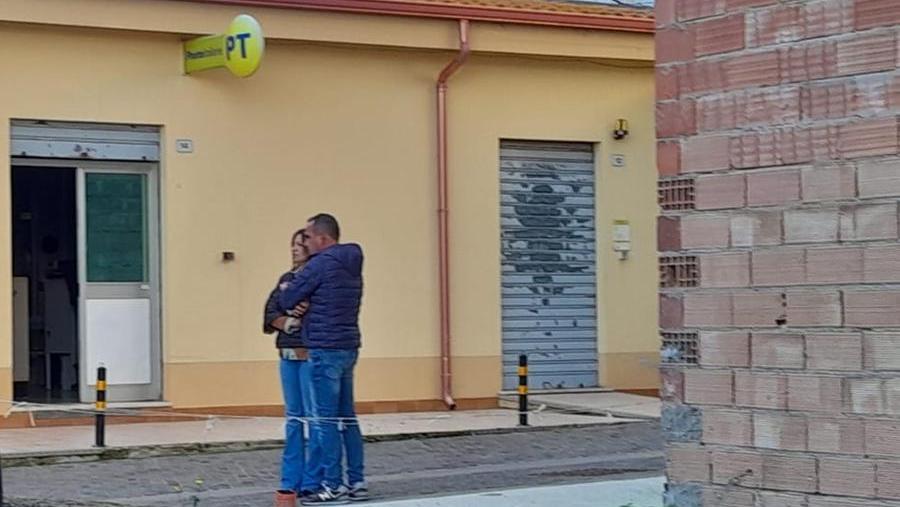 
	L&#39;ufficio postale di Ollastra rapinato nel pomeriggio (foto Francesco Pinna)

