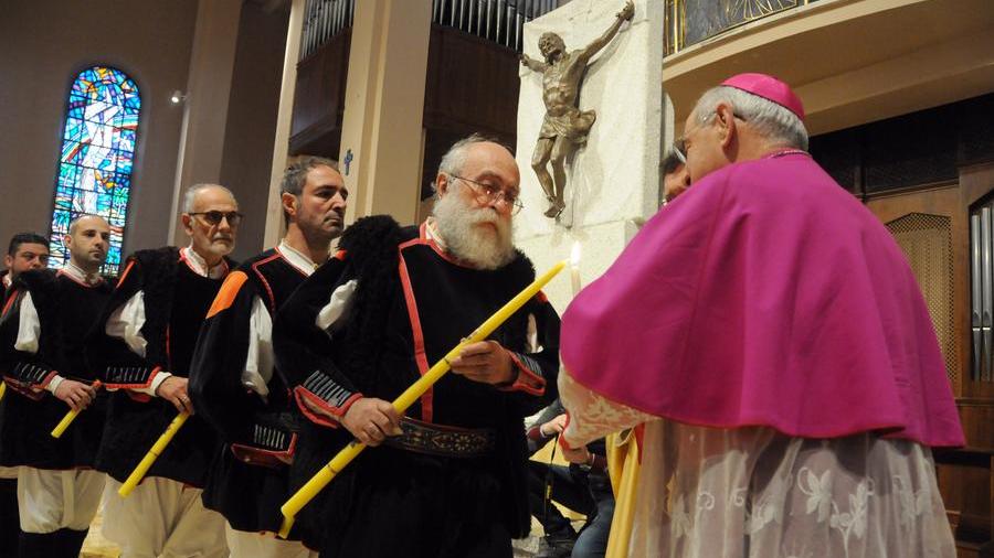 Nuovo appello dei fedeli ai vescovi: celebrare le messe in lingua sarda