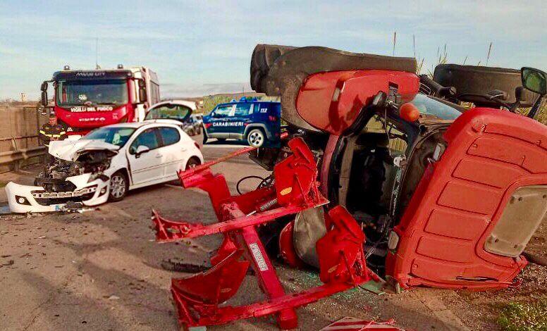 Auto contro trattore a Nuraminis, ferite gravemente due persone