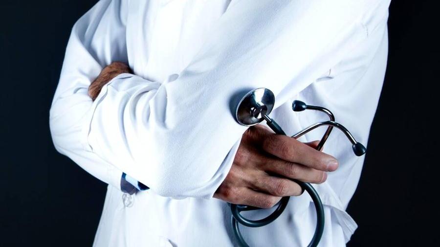 La Versilia cerca medici di base: entra in servizio chi sta ancora studiando