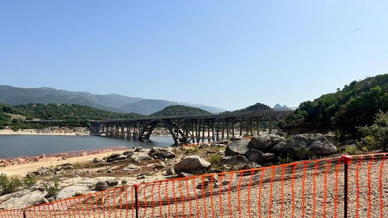 Ponte Diana a Oschiri, il cantiere fantasma finisce in Parlamento