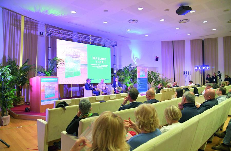 Tanti soldi per i trasporti ma l’isola non li sa spendere