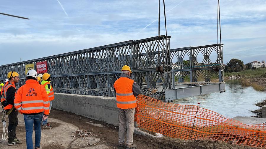 Livorno, verso la demolizione dei Tre Ponti: si collauda il ponte bailey