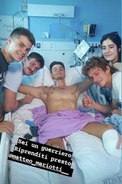 Castelnovo Monti, una raccolta fondi per aiutare Matteo, morso da uno squalo
