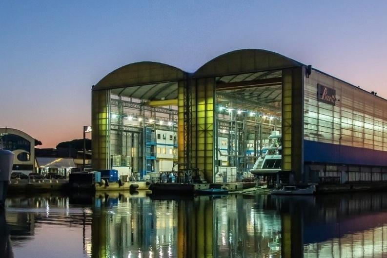 Uno dei cantieri Azimut  a Viareggio