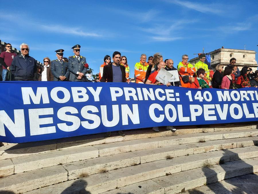 Niente risarcimento per i familiari delle vittime del Moby Prince, pagheranno anche le spese legali allo Stato