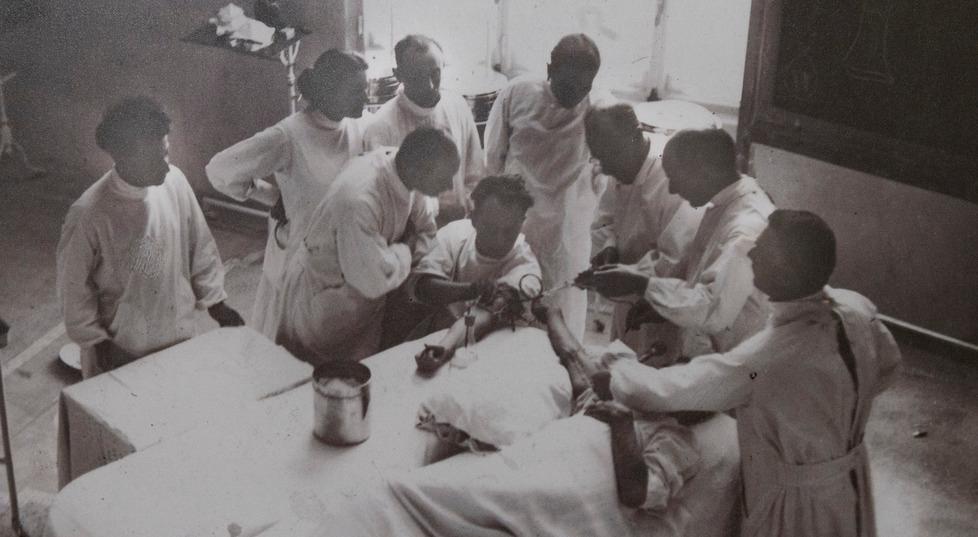 Modena, il Policlinico si mette in mostra per celebrare i primi sessant’anni