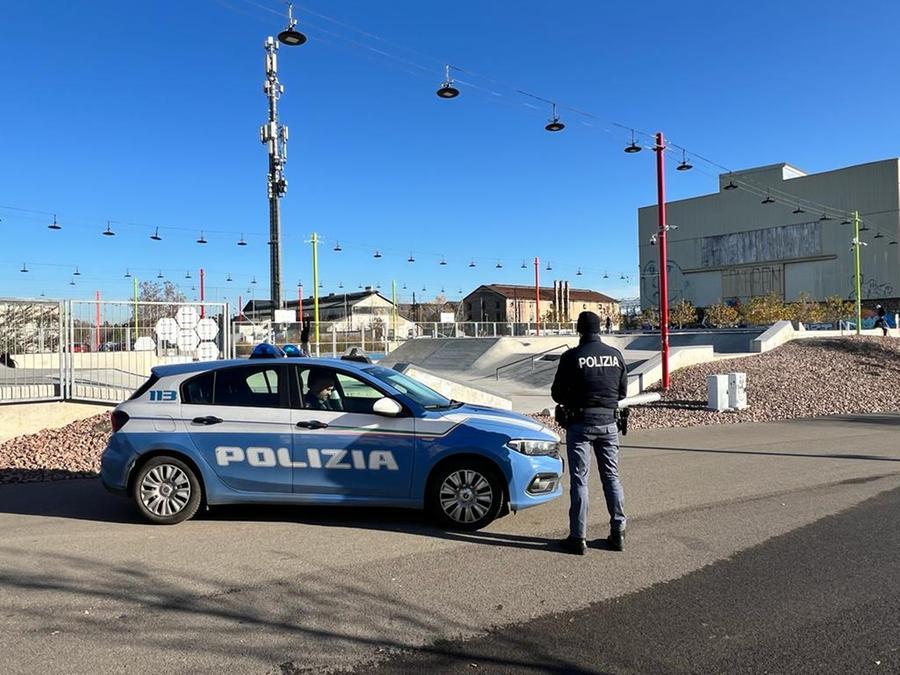 Baby gang, 40 giovani arrestati e 70 denunciati. Due a Reggio Emilia: spacciavano allo skate park