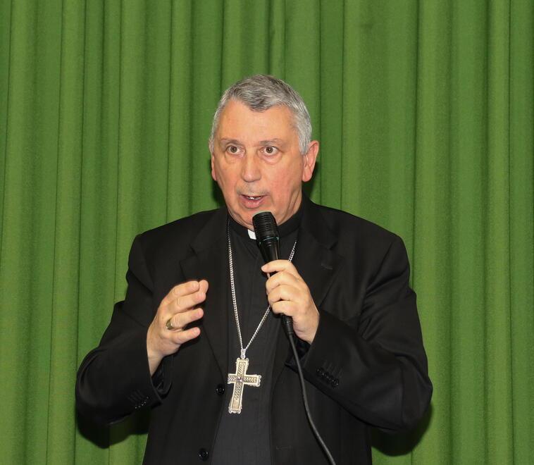 ll vescovo monsignor Simone Giusti