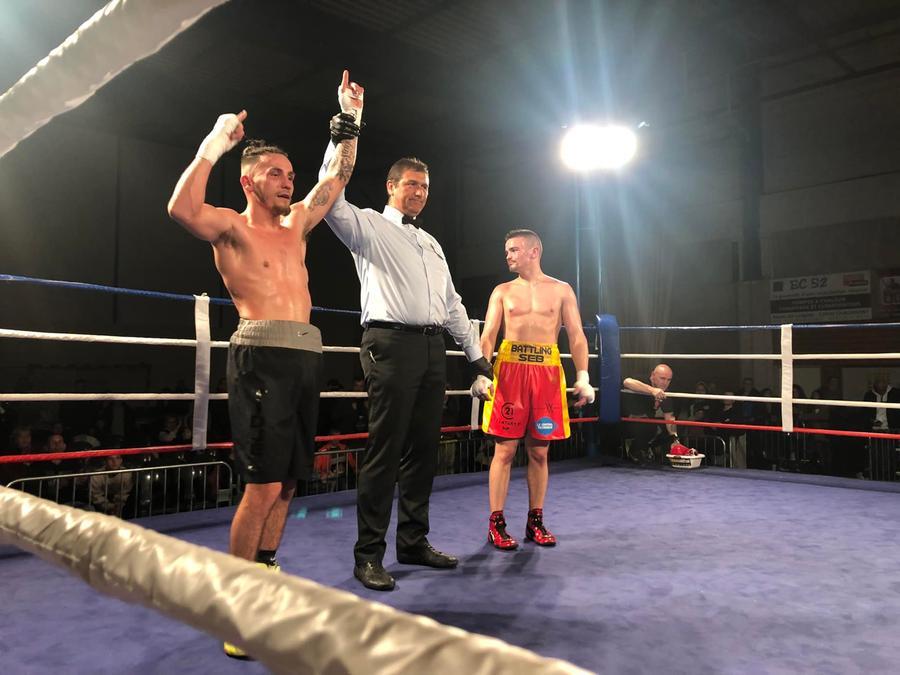 Boxe, l’avversario di Patrick Cappai non si presenta: arrestato per il furto di un camion