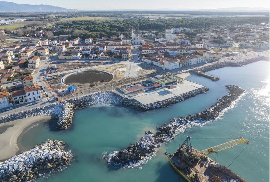 Maltempo, a Marina di Pisa arrivati gli scogli: dovranno rinforzare le dighe – Il piano