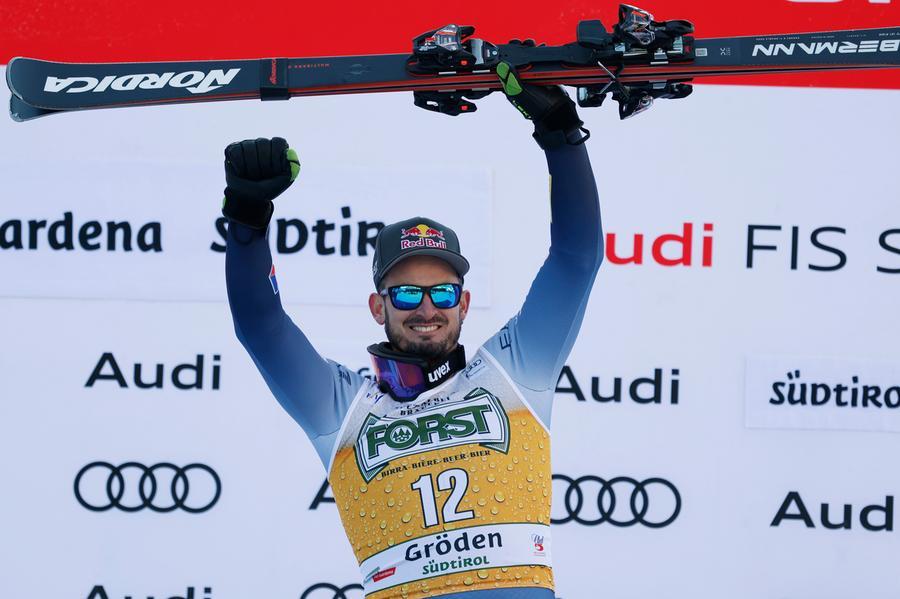 Sci, Dominik Paris sfata tabù e trionfa in Val Gardena: vince per la prima volta a 34 anni