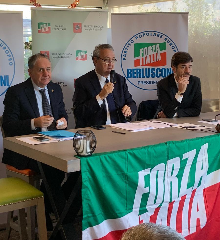 
	A sinistra il coordinatore provinciale di Forza Italia Carlo Bigongiari

