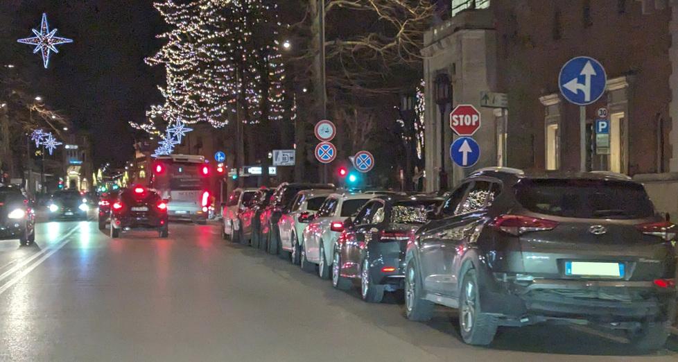 Ferrara, i parcheggi di Cavour subito riempiti. Qualche coda in meno