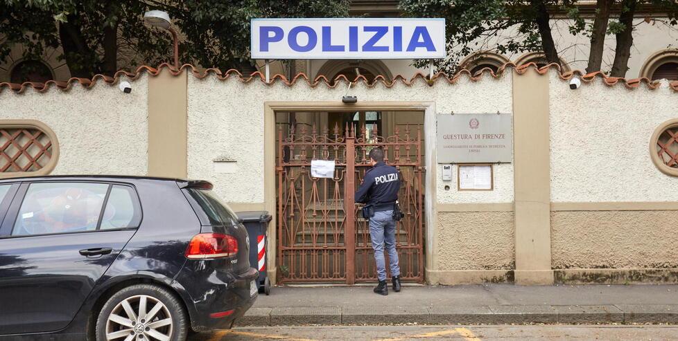 Empoli, ricercato per una condanna: fermato in centro e arrestato