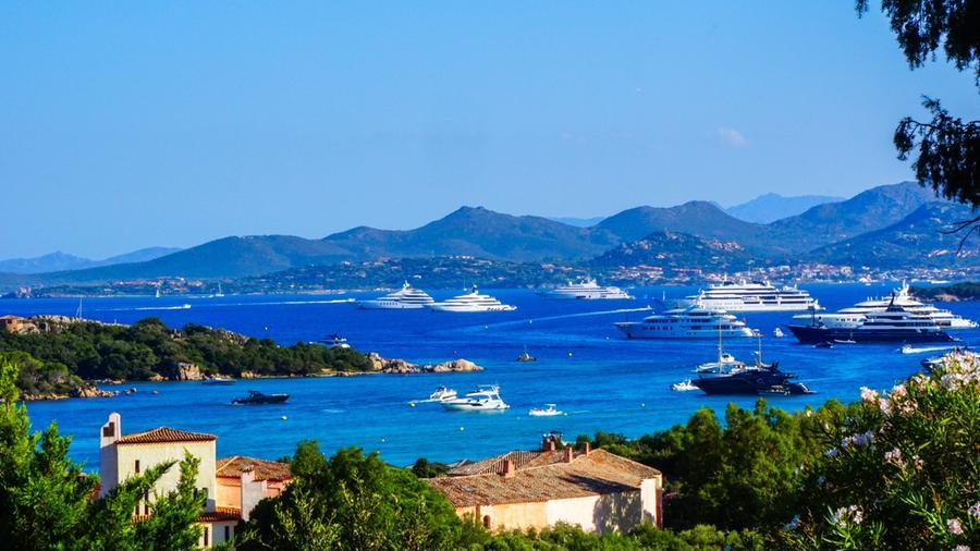 Superyacht, boom senza fine lungo le coste della Gallura
