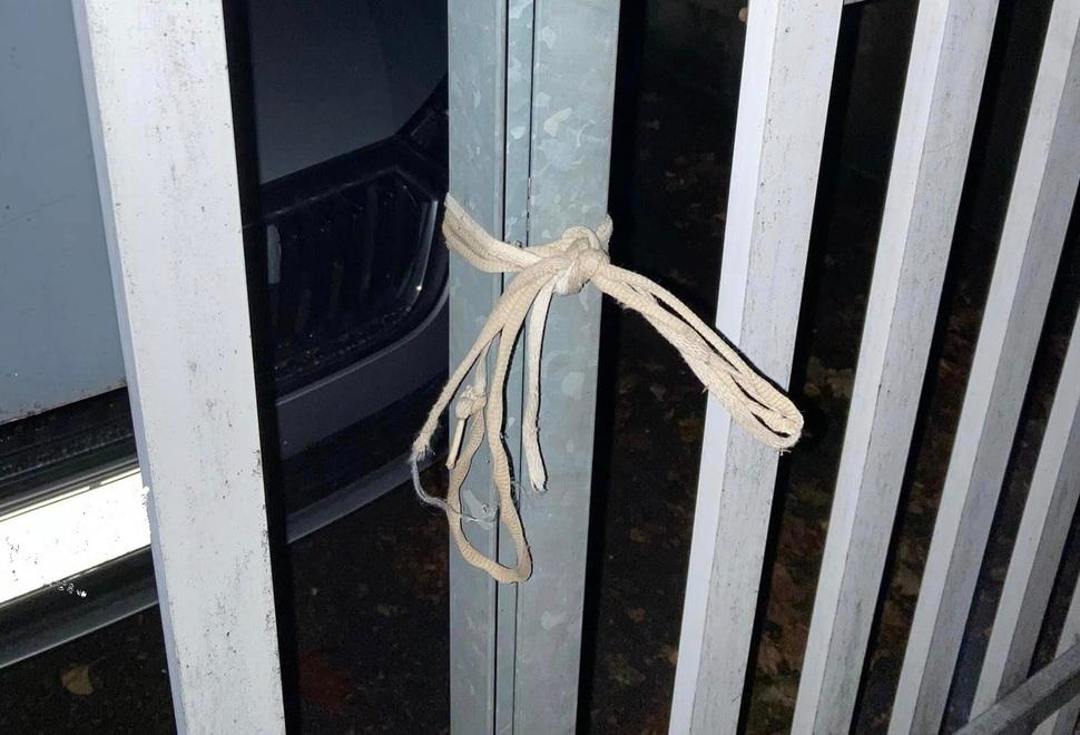«Siamo Babbo Natale», ma erano ladri che avevano appena svuotato una villetta