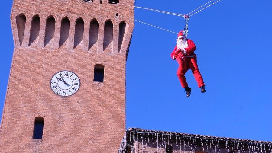 Babbo Natale dal cielo a Formigine