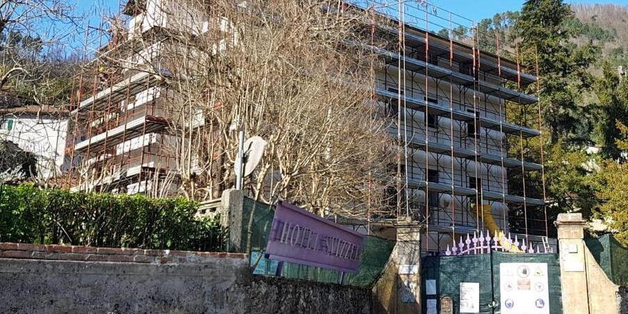 L’albergo del magnate russo al centro del processo