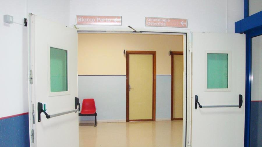L’ingresso del reparto di ginecologia e ostetricia, chiuso cinque anni fa