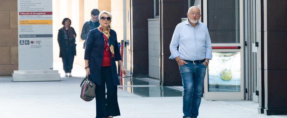 Firenze, caso bancarotta cooperative: chiesti 5 anni per i coniugi Renzi