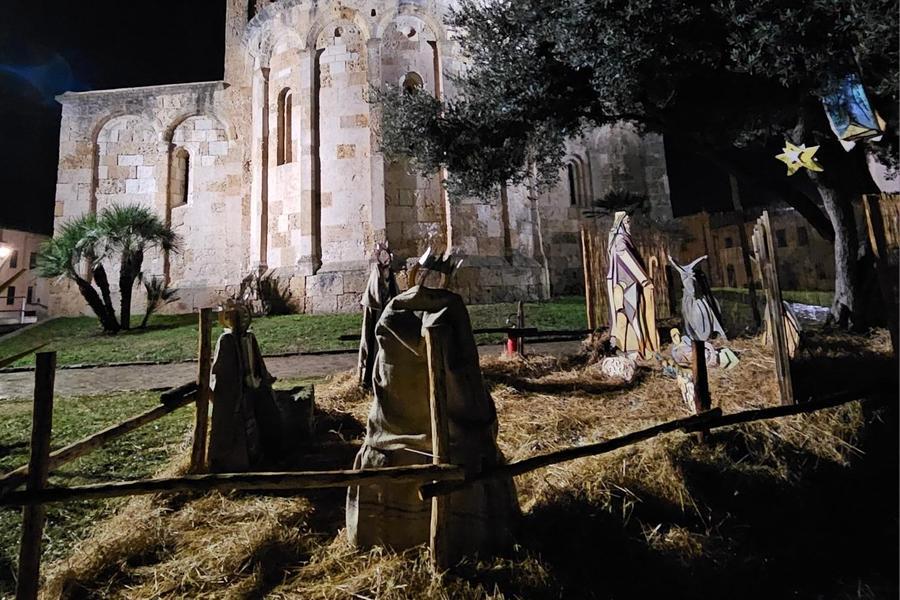Porto Torres, tre gatti morti avvelenati sulla paglia del presepe di San Gavino