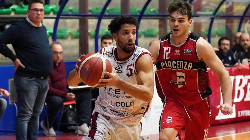 Leon Williams in entrata nel match contro Piacenza