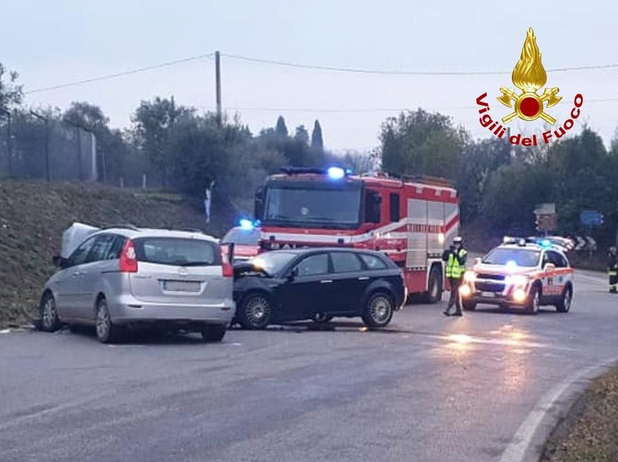 Castelfranco, Scontro Frontale Tra Auto: Due Feriti Il Tirreno