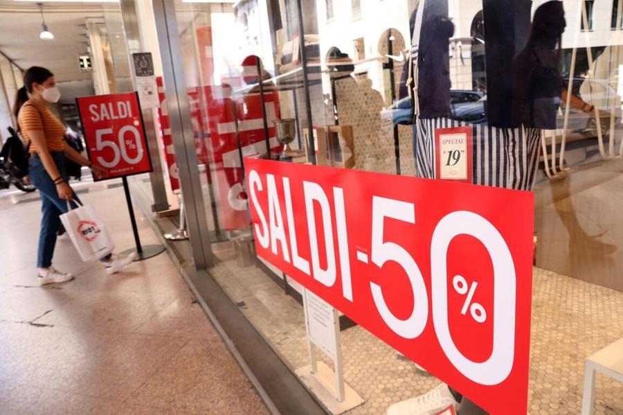 Commercio e turismo in sciopero, Cgil Olbia-Tempio: «Il 22 stop agli acquisti di Natale»