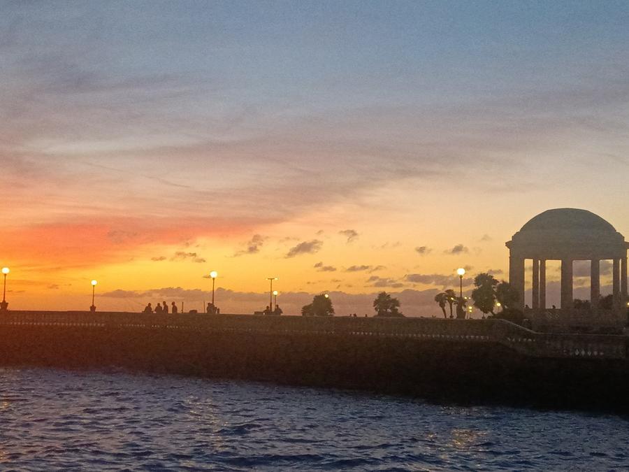 Il Buongiorno coi colori del tramonto settembrino di Gabriella