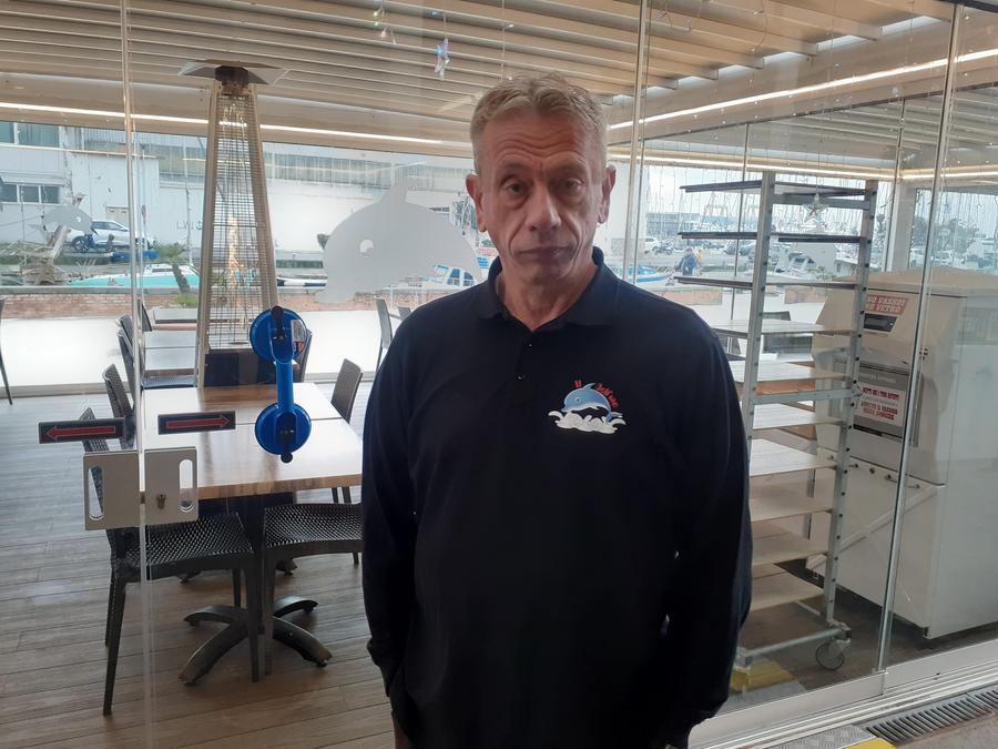 Viareggio, la serie di furti in Passeggiata prosegue al ristorante Il Delfino: «Stessi ladri, si sentono impuniti»
