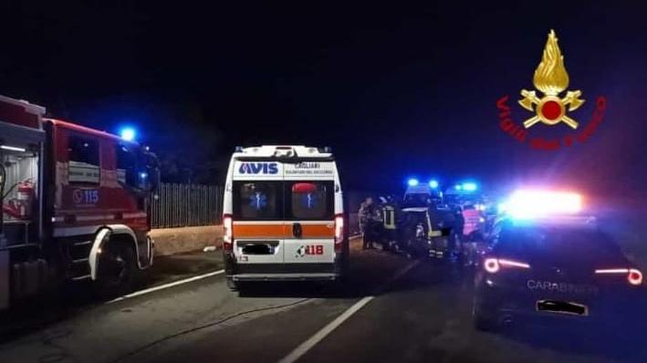 Scontro fra auto sulla 554, gravissime due persone