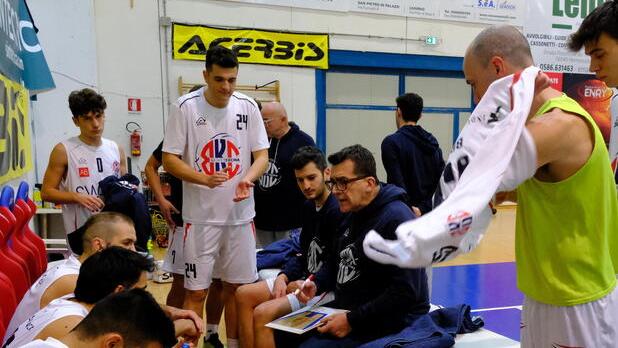Un timeout di coach Da Prato (foto Michele Falorni/Silvi)