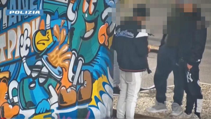 Reggio Emilia, spaccio di hascisc allo skate park: cinque persone denunciate