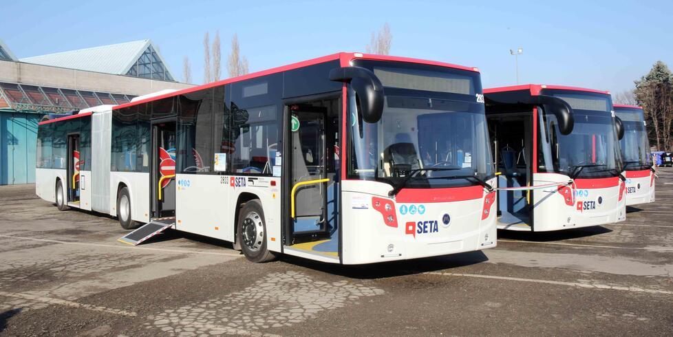 Reggio Emilia, la mossa di Seta per placare la rabbia degli scontenti: buoni pasto da 11 euro