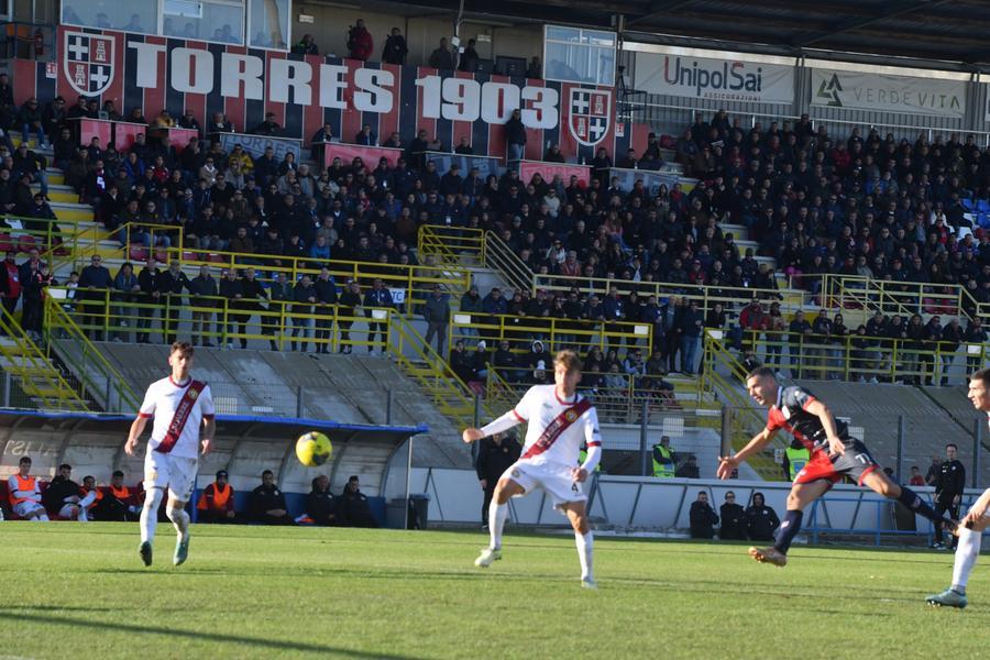 Sassari spinge la Torres all’assalto del titolo d’inverno della serie C
