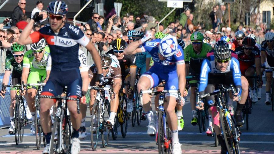 Ciclismo, svelata la Tirreno-Adriatico 2024: si parte da Camaiore