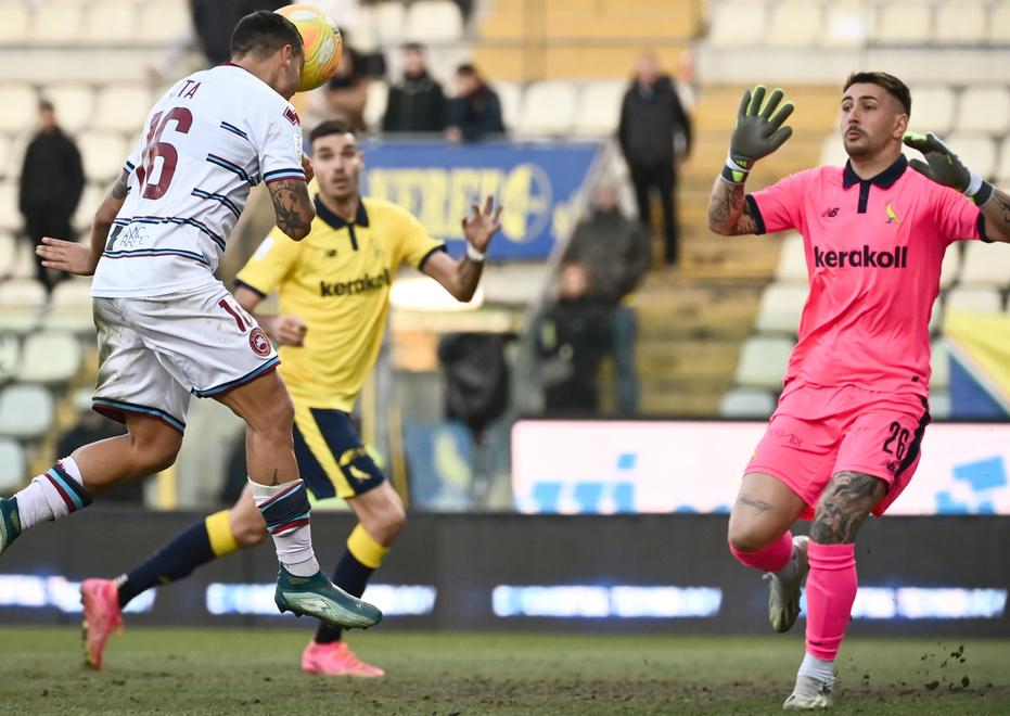 Una Cremonese “spara palloni”: Gagno e il Modena sono avvertiti