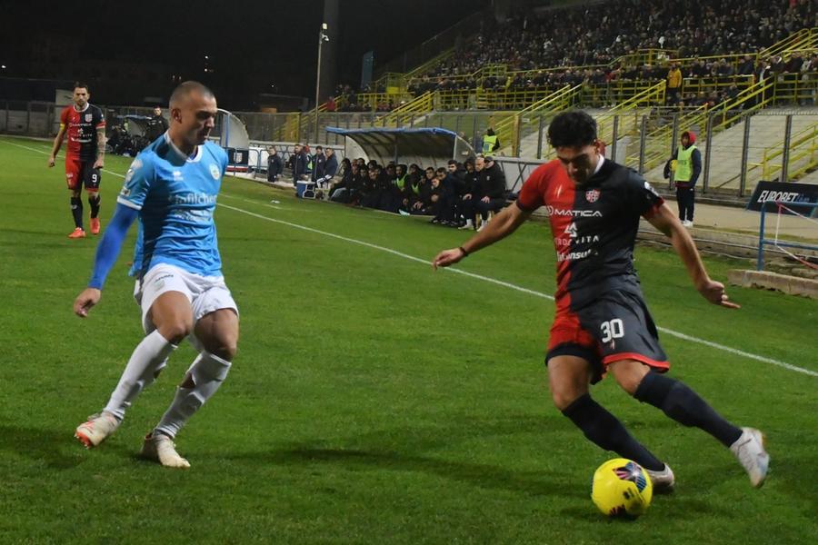 Torres batte Pineto e vola in cima alla classifica